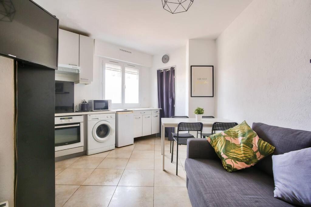 Nice 1 Bed 50m From The Beach In Apartment *